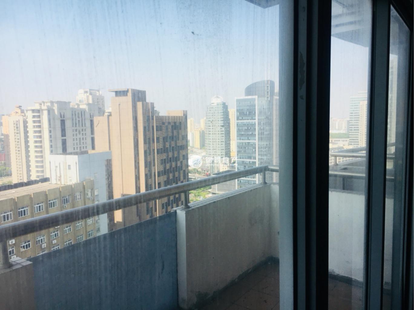 万体馆徐汇晶典大厦158平米写字楼出租